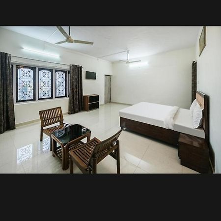 Zora Park Luxury Rooms Visakhapatnam Esterno foto