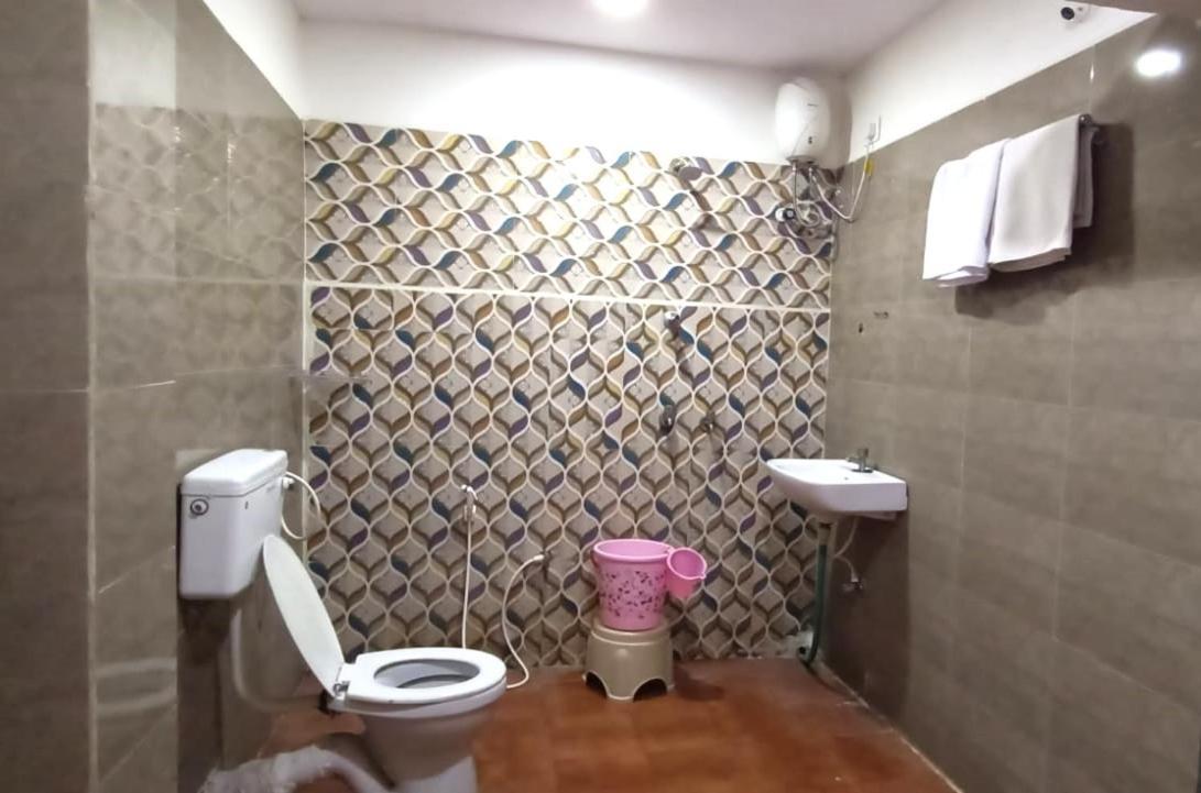 Zora Park Luxury Rooms Visakhapatnam Esterno foto