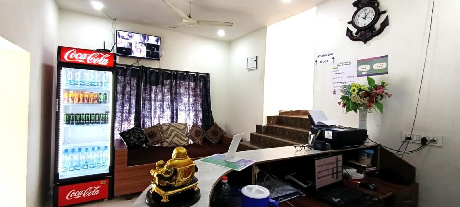 Zora Park Luxury Rooms Visakhapatnam Esterno foto