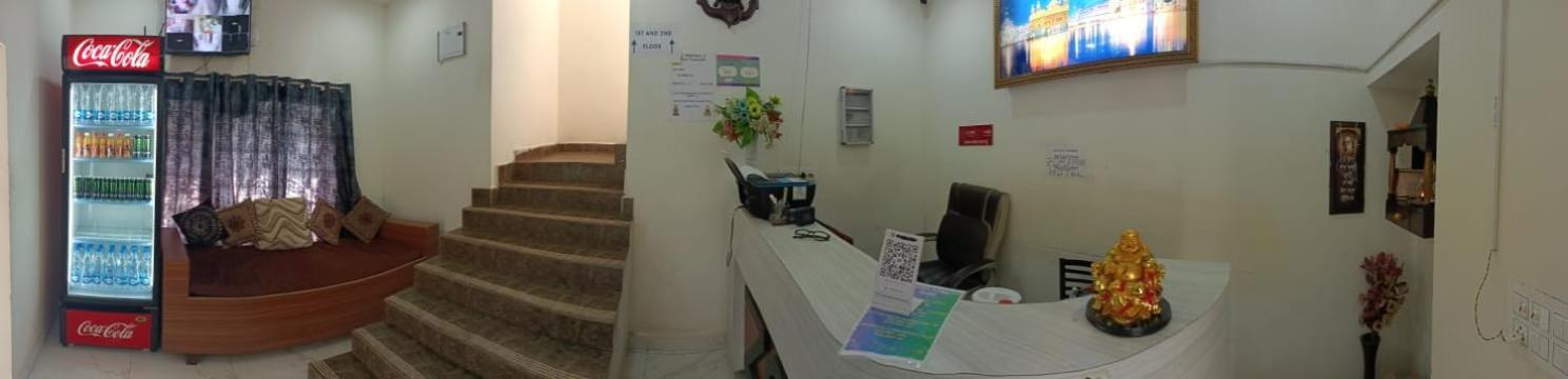 Zora Park Luxury Rooms Visakhapatnam Esterno foto