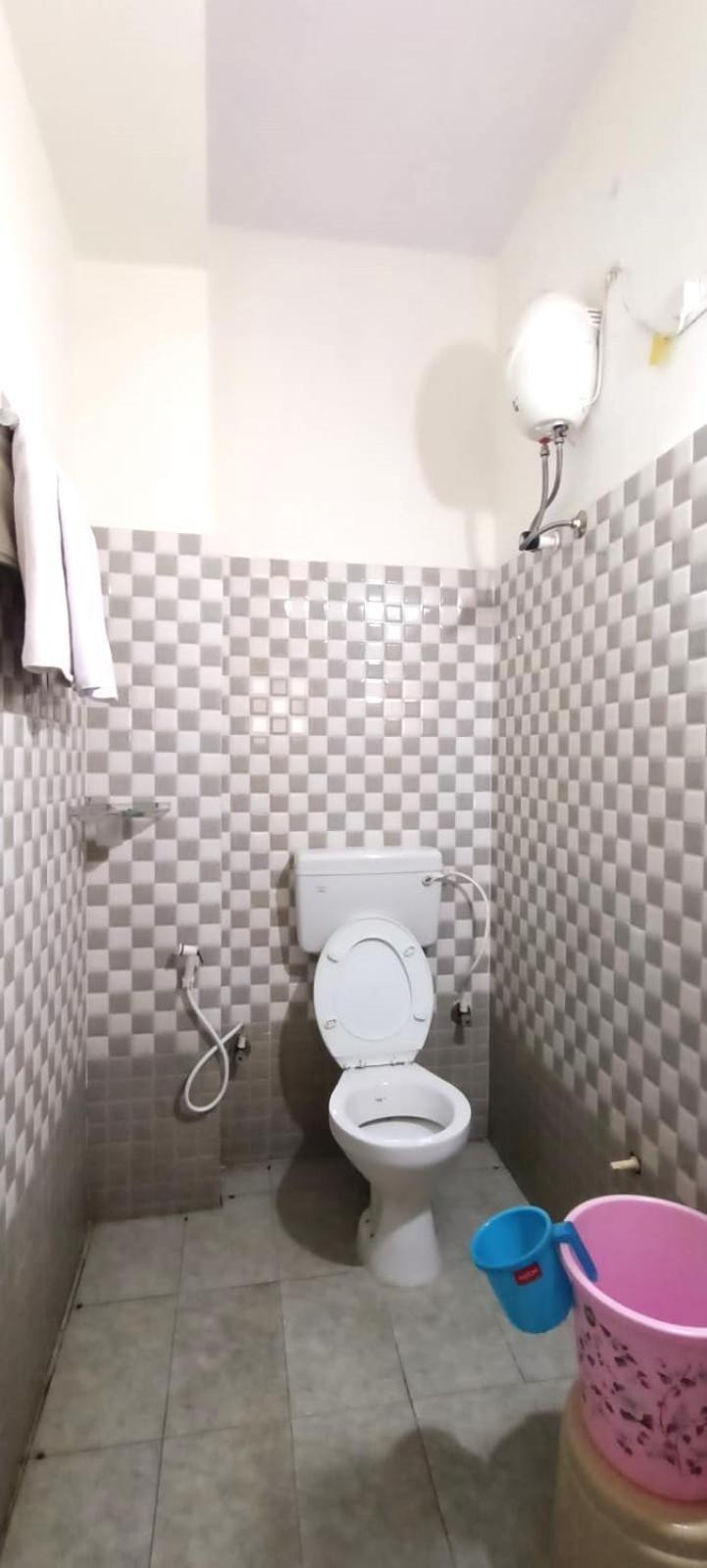 Zora Park Luxury Rooms Visakhapatnam Esterno foto