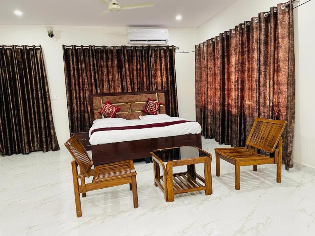 Zora Park Luxury Rooms Visakhapatnam Esterno foto